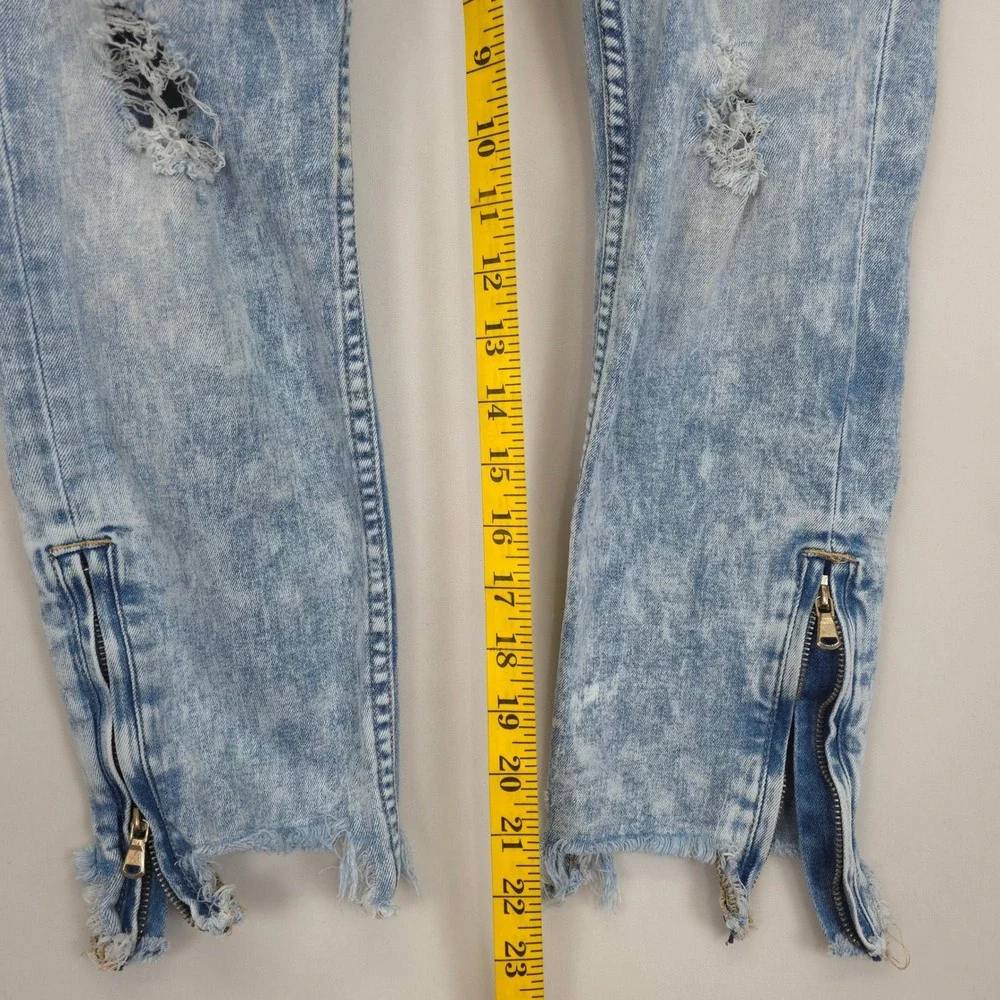 Almost Famous Mid Rise Crop Jeans Jr 13 Light Wash Distressed Raw Hem Zip Ankles